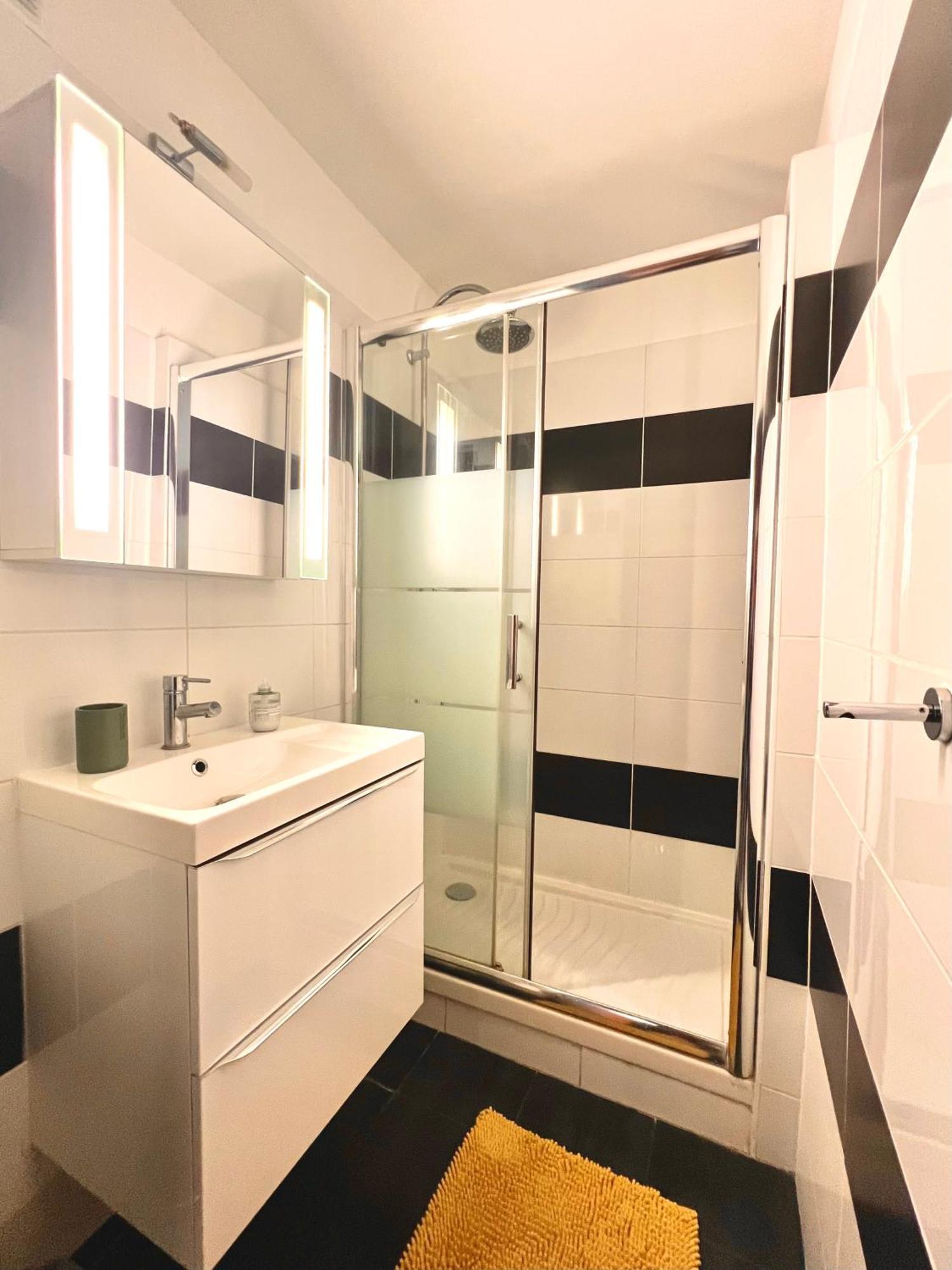 Appartement Proche Gare, 6 Voyageurs Et Stationnement Gratuit Reims Zewnętrze zdjęcie