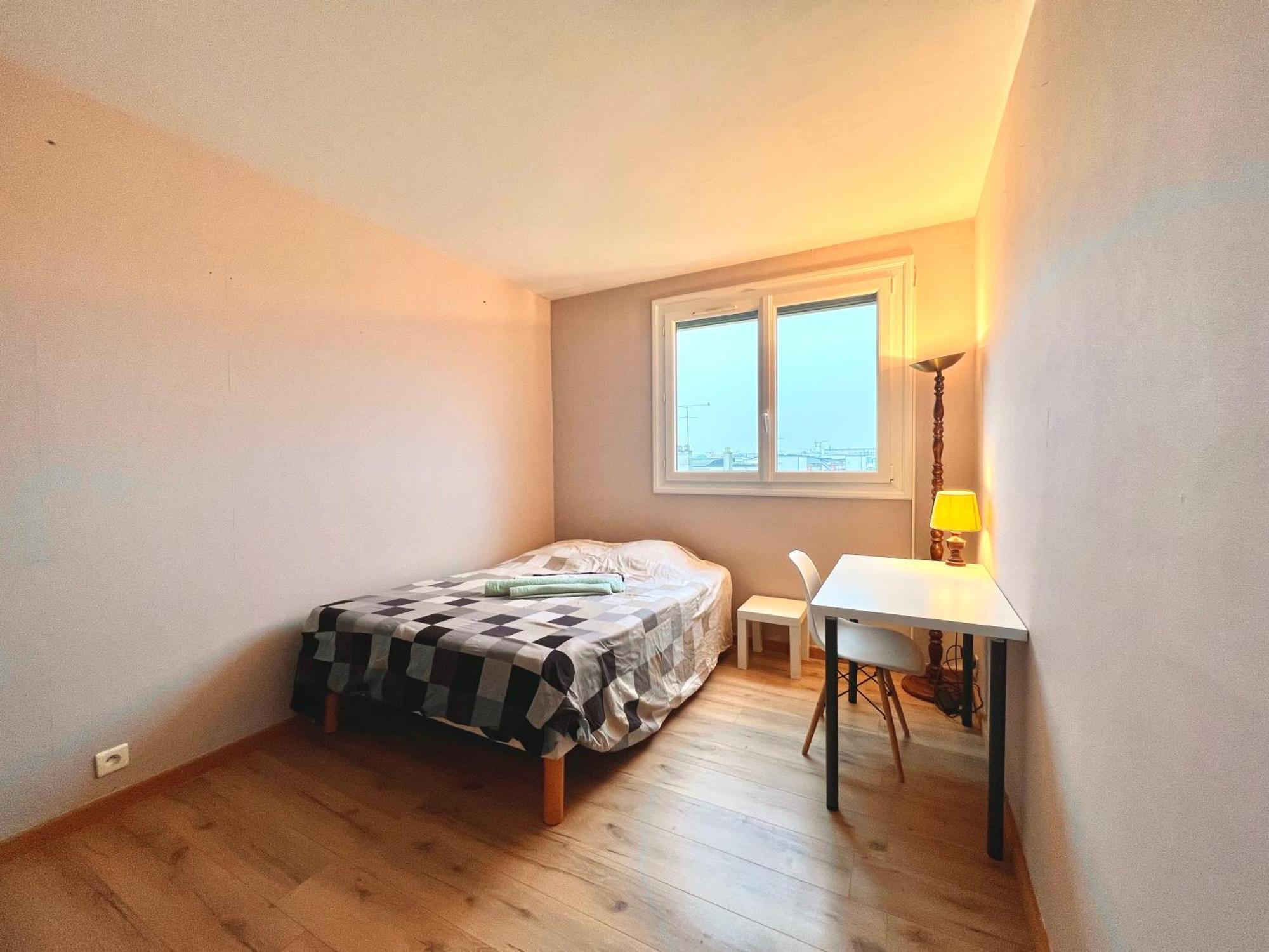 Appartement Proche Gare, 6 Voyageurs Et Stationnement Gratuit Reims Zewnętrze zdjęcie